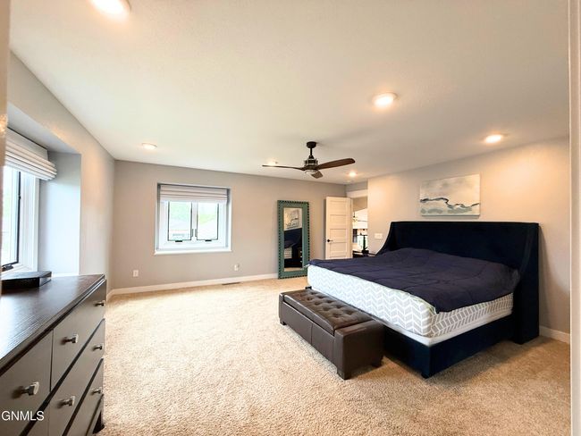 116 23 Rd St E, House other with 4 bedrooms, 3 bathrooms and null parking in Williston ND | Image 27