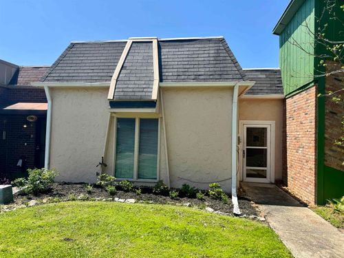 8268 Heartfield Ln, Beaumont, TX, 77706-3175 | Card Image