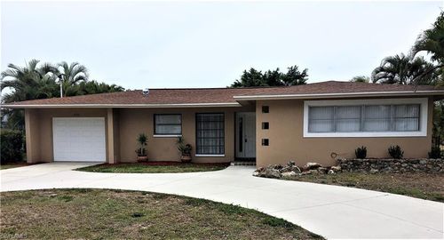 4236 Country Club Blvd, Cape Coral, FL, 33904-5237 | Card Image