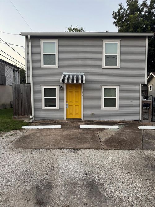 4601 1/2 Hain St, Houston, TX, 77009-3323 | Card Image