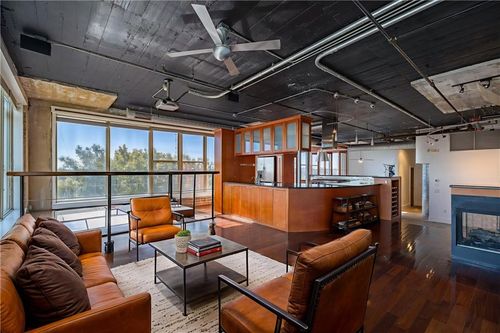 apt-400-505 Whitehall St Sw, Atlanta, GA, 30303-3760 | Card Image