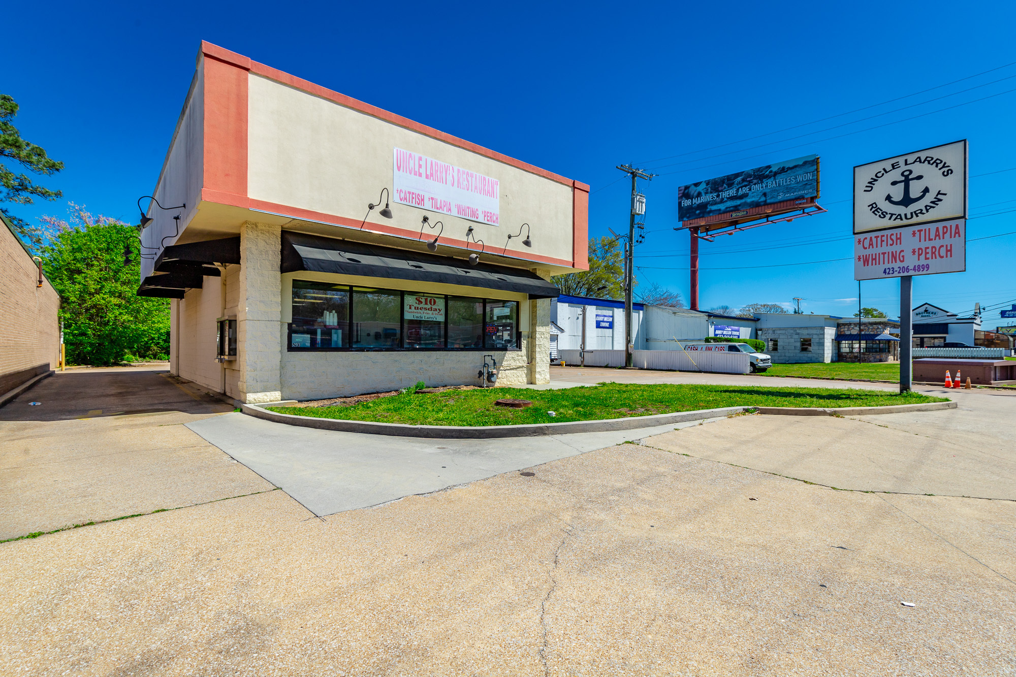 5203 Brainerd Rd, Chattanooga, TN 37411-5302