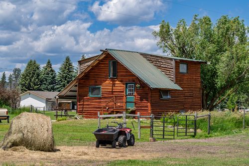 2139 Old Reserve Dr, Kalispell, MT, 59901-8676 | Card Image