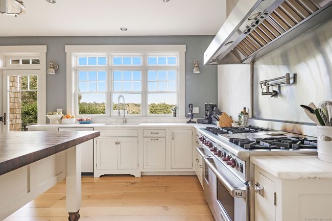 27 Cognewaugh Rd, House other with 5 bedrooms, 6 bathrooms and 7 parking in Cos Cob CT | Image 8