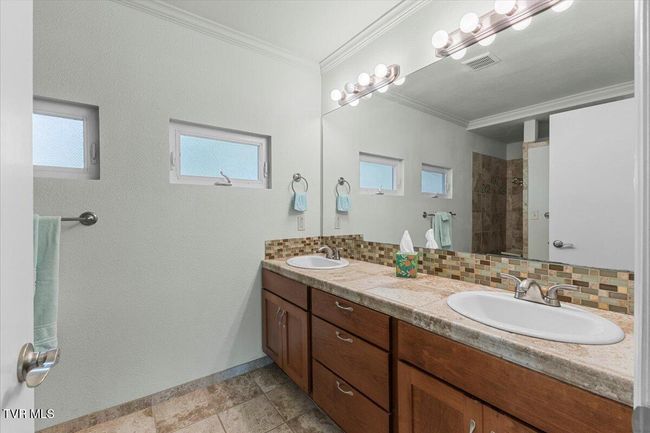 1902 Lamont St, House other with 5 bedrooms, 4 bathrooms and null parking in Kingsport TN | Image 27