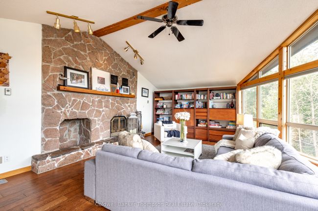 1063 Lakeview Rd, House other with 5 bedrooms, 2 bathrooms and 3 parking in Utterson ON | Image 14