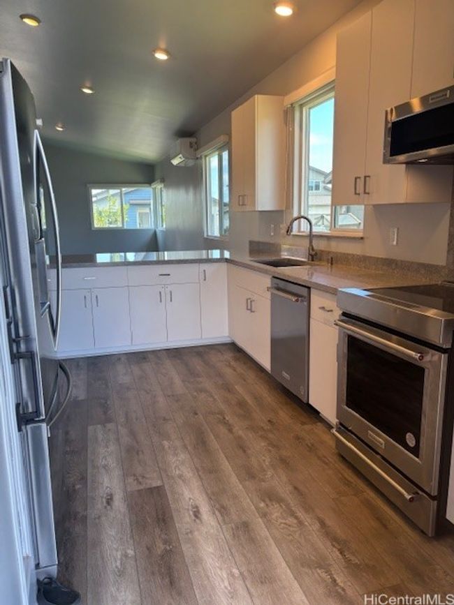 91-1816 Kohanahana Loop, House other with 3 bedrooms, 2 bathrooms and 2 parking in Ewa Beach HI | Image 7