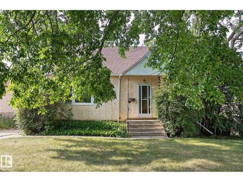 11559 80 Ave Nw, Edmonton, AB, T6G0R7 | Card Image