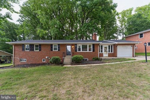 5006 Rayburn Ct, TEMPLE HILLS, MD, 20748-2230 | Card Image
