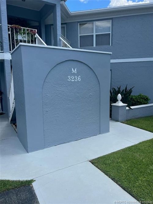 m126-3236 Se Aster Ln, Stuart, FL, 34994-5508 | Card Image