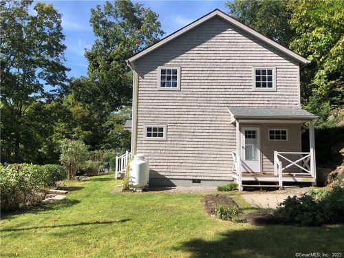 322 Portland Ave, Ridgefield, CT, 06877-6230 | Card Image