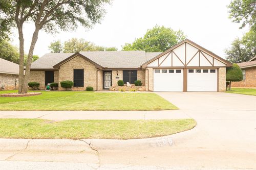 3006 Cromwell Ave, Wichita Falls, TX, 76309-4710 | Card Image