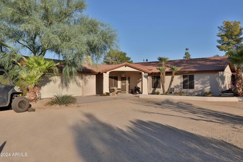 1302 E Maddock Road, Phoenix, AZ, 85086 | Card Image