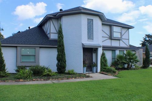 310 Yorkshire Ln, Port Neches, TX, 77651-5429 | Card Image