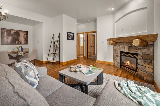 Gas Fireplace | Image 13