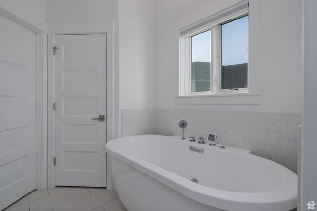 UNIT3 - 11103 N Shoreline Dr, Home with 4 bedrooms, 4 bathrooms and 4 parking in Hideout UT | Image 18
