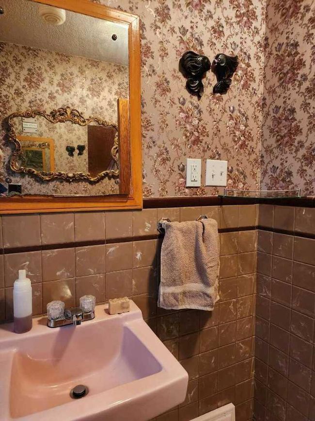 221 Center Avenue Ne, House other with 3 bedrooms, 2 bathrooms and 5 parking in Milk River AB | Image 21