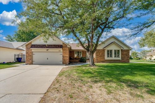 203 S Milstead, Wichita, KS, 67209 | Card Image