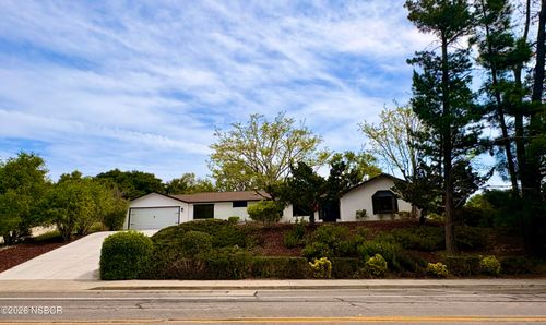 1995 Viborg Rd, Solvang, CA, 93463-2223 | Card Image