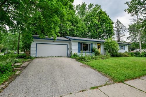 5314 Kroncke Dr, MADISON, WI, 53711-4329 | Card Image