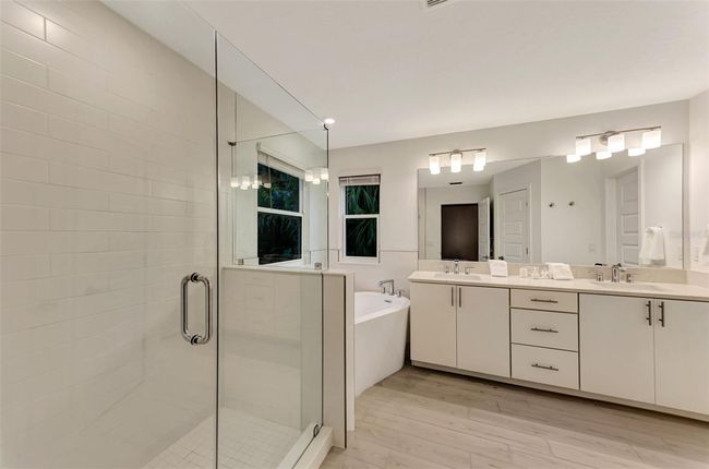 2587 Temple St, House other with 4 bedrooms, 3 bathrooms and null parking in SARASOTA FL | Image 29