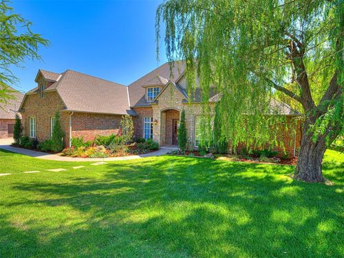 3720 Creek Bend Road, Edmond, OK, 73003 | Card Image