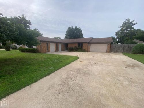 208 Ada Dr, Trumann, AR, 72472-1100 | Card Image