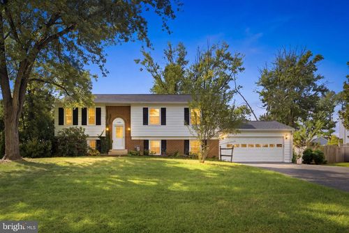 19932 Westerly Ave, POOLESVILLE, MD, 20837-2213 | Card Image