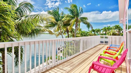 32 Beach Dr, Key West, FL, 33040-6102 | Card Image