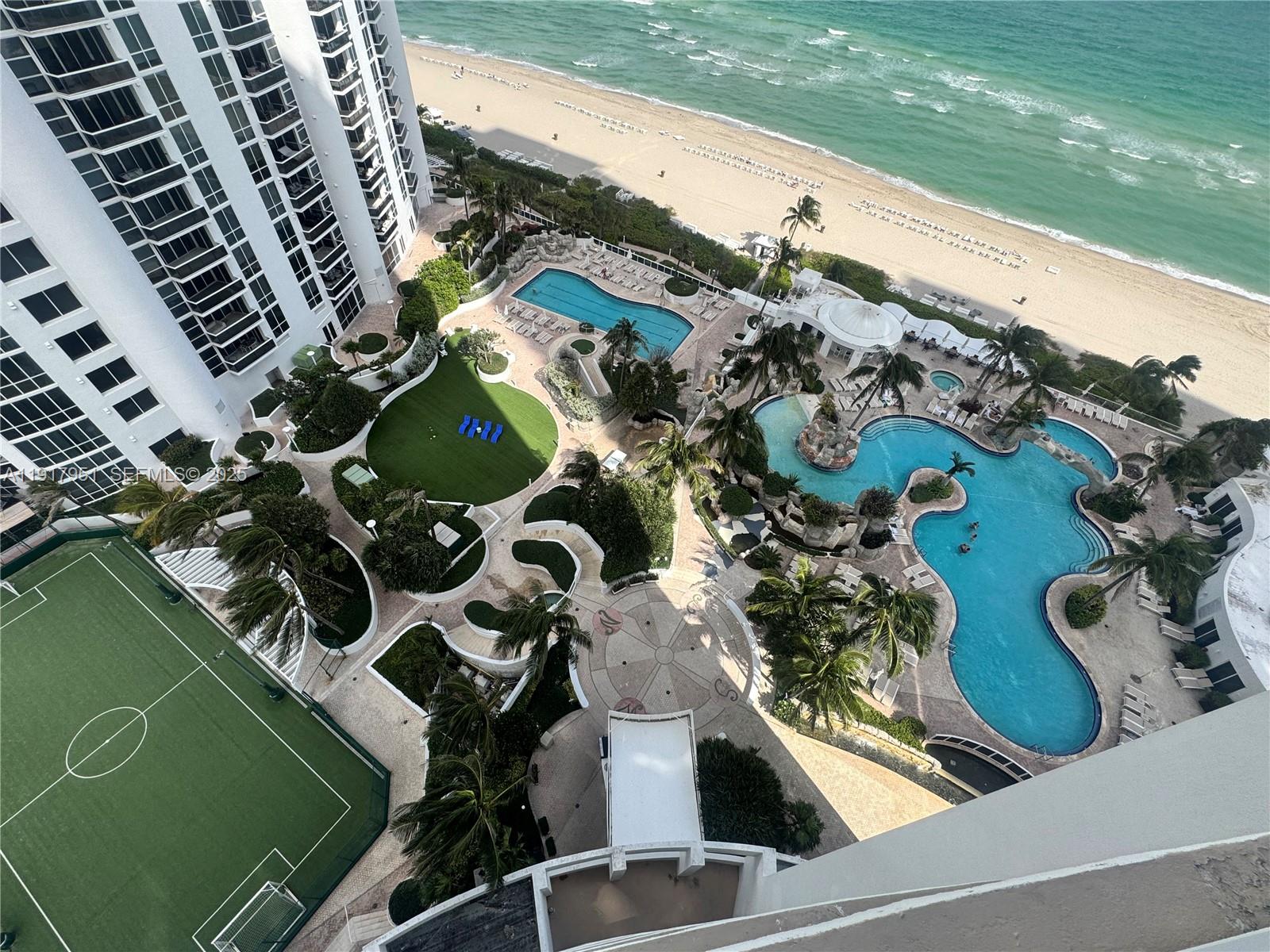 Residential in Sunny Isles Beach 3