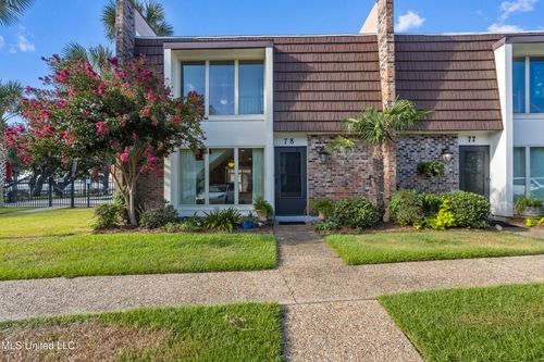 78-527 Front Beach Drive, Ocean Springs, MS, 39564 | Card Image