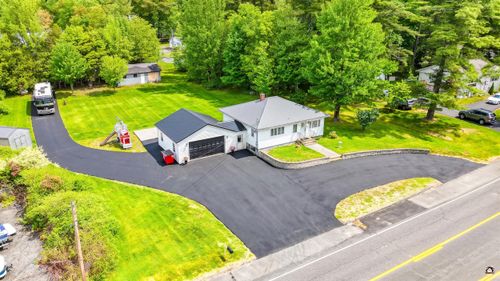 863 Kennedy Memorial Dr, Oakland, ME, 04963-4819 | Card Image