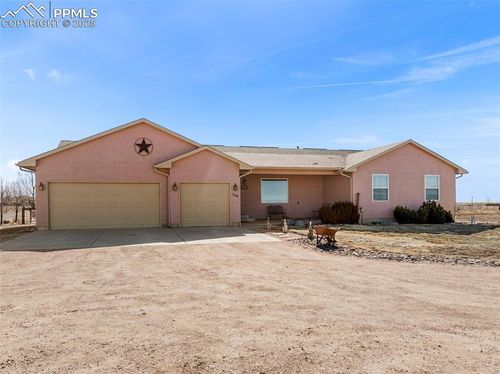 1196 N Picketwire Ln, Pueblo, CO, 81007-6571 | Card Image
