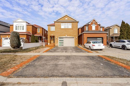 891 Stonebridge Ave, Mississauga, ON, L5V2L3 | Card Image