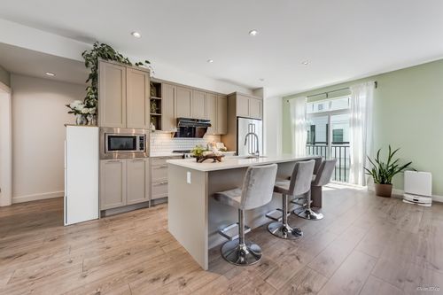 163-1220 Rocklin St, Coquitlam, BC, V3B0R6 | Card Image