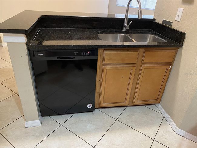 APT-1615 - 4524 Commander Dr, Condo with 2 bedrooms, 1 bathrooms and null parking in ORLANDO FL | Image 6
