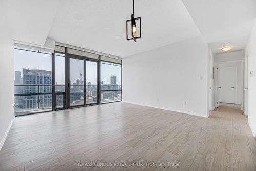 4404-38 Grenville St, Toronto, ON, M4Y1A5 | Card Image