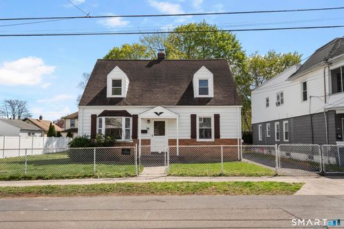 94 Third St, Hamden, CT, 06514-4716 | Card Image