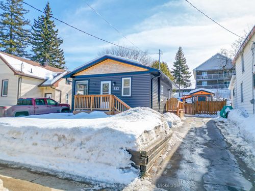 883 Hammond St, North Bay, ON, P1B2H5 | Card Image