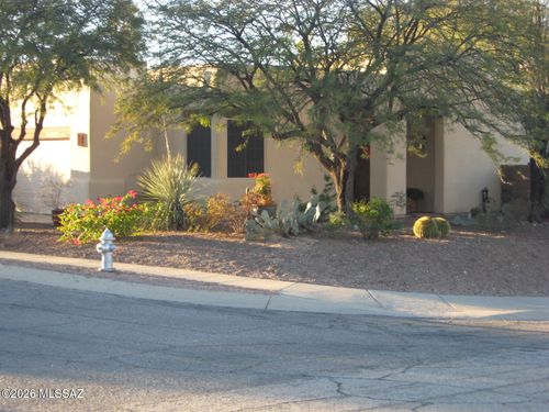 10729 E Timeless Drive, Tucson, AZ, 85748 | Card Image