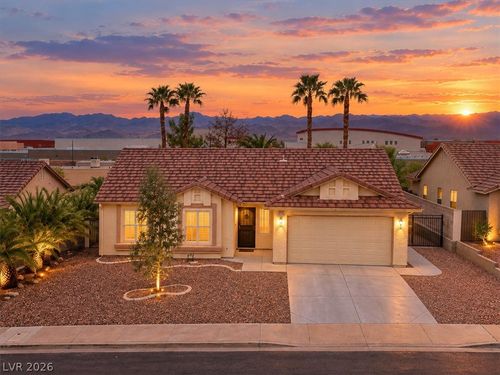 814 Hamlet St, Henderson, NV, 89002-9669 | Card Image