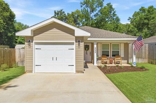3036 N 13th Ave, Milton, FL, 32583-5870 | Card Image