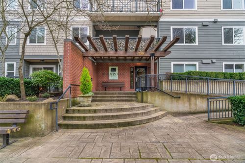 unit-204-7912 170th Ave Ne, Redmond, WA, 98052-0906 | Card Image