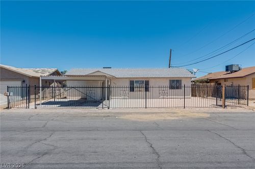 3570 Irwin, Las Vegas, NV, 89115 | Card Image