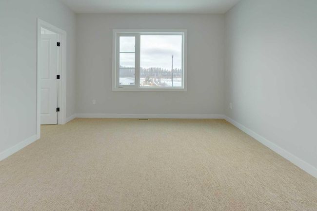 6 Memorial Parkway Sw, House other with 3 bedrooms, 2 bathrooms and 2 parking in Rural Red Deer County AB | Image 32