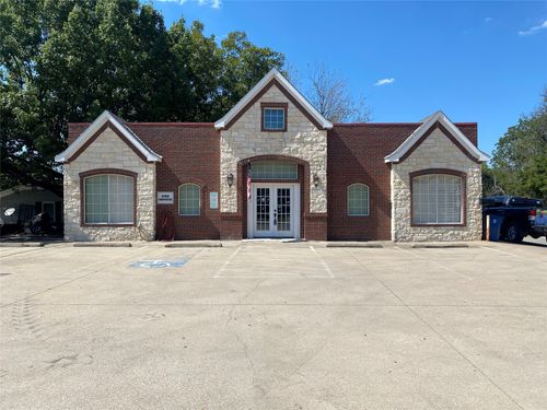 800 W 2nd Ave, Corsicana, TX, 75110-2940 | Card Image