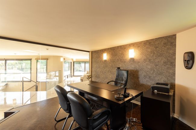 View of office area | Image 15