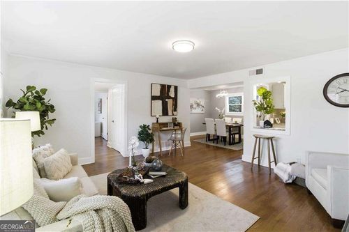 h3-3660 Peachtree Rd Ne, Atlanta, GA, 30319-1241 | Card Image