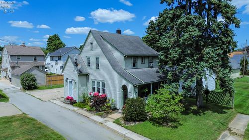 1056 Rawson Pl, Fremont, OH, 43420-2137 | Card Image