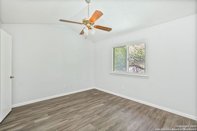 12215 - 12215 Stoney Xing, Townhouse with 3 bedrooms, 3 bathrooms and null parking in San Antonio TX | Image 12